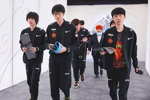 Çin finalisti FunPlus Phoenix turnuvaya çok erken veda etti.