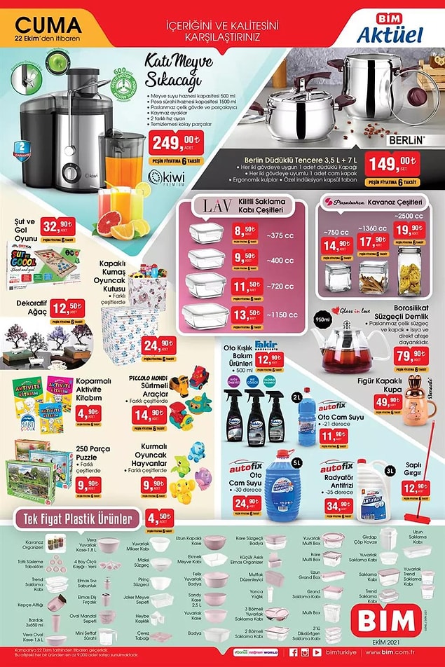 Plastik ürünlerde tek fiyat kampanyası var. Her biri 4,50 TL.