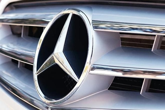 67- MERCEDES-BENZ
