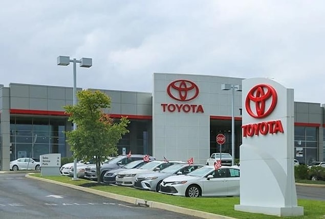 64- TOYOTA