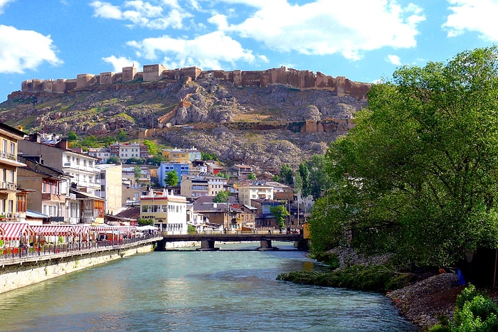 Bayburt'ta Gezilecek Yerler Nerelerdir? Bayburt'ta Ne Yenir?