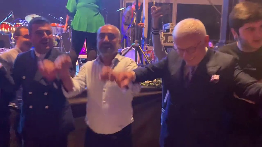 Diyarbakır'da Çok Konuşulacak Görüntüler: Ertuğrul Özkök ve İsmail Saymaz'dan Halay Performansı