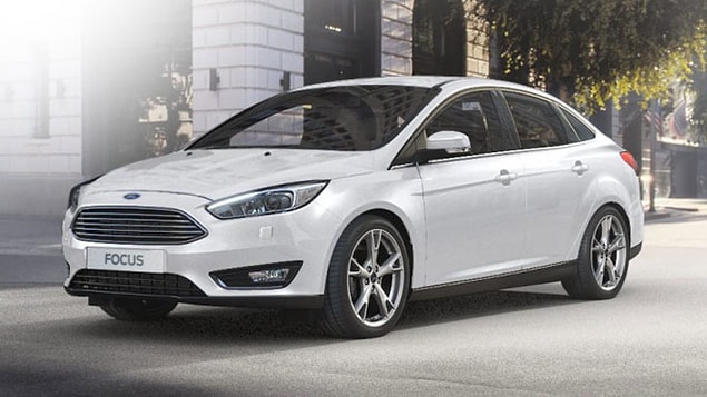 4. sırada 2018 Ford Focus dizel, otomatik vites var.