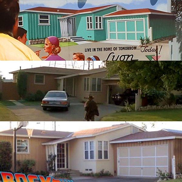 1. Geleceğe Dönüş (1985) filminde yer alan panoda, aslında McFly'ların evini görüyoruz.
