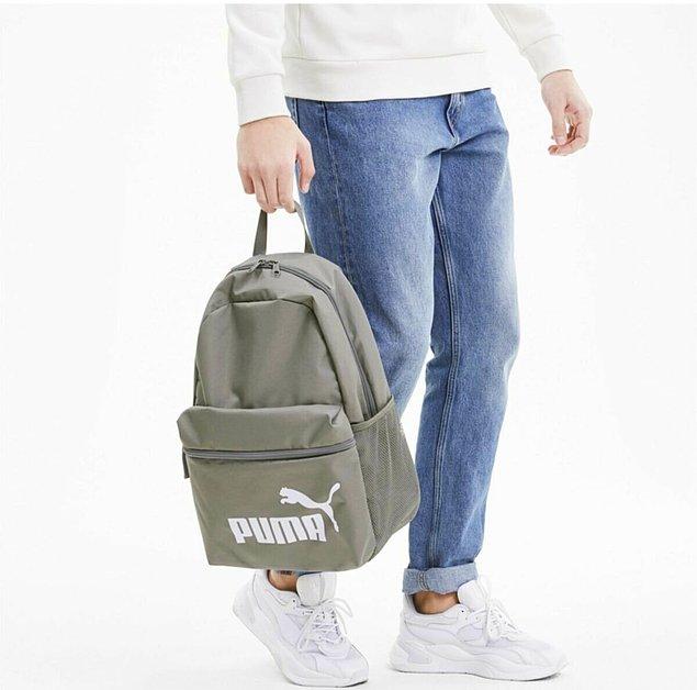 7. Daha rahat bir çanta isterseniz de Puma'nın sırt çantası var.