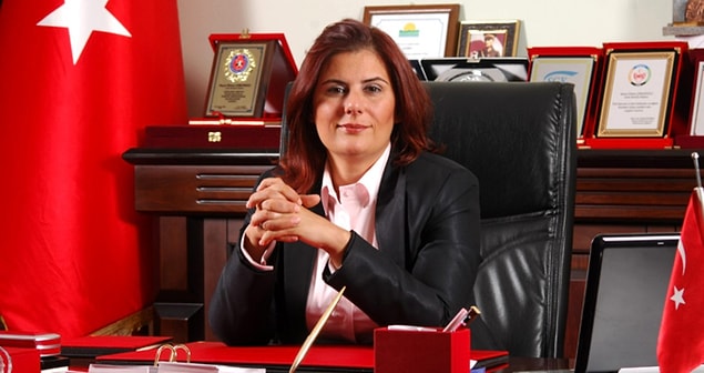 12. Özlem Çerçioğlu: %20.1 beğeniyorum, %35.1 beğenmiyorum.