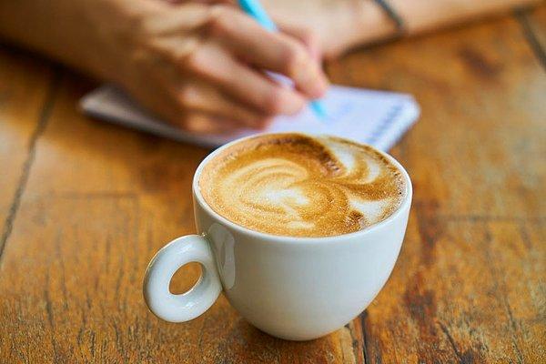 24. 80 ila 100 kupa arasında kahve içmek ölümcül sonuçlara yol açabilir.