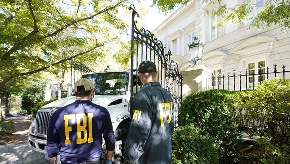 Yaptırım Listesindeydi: FBI, Putine Yakınlığı ile Tanınan İş İnsanının Evlerine Baskın Düzenledi
