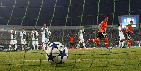 4. 14 Eylül 2010: Bursaspor 0-4 Valencia