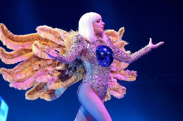6. Pop Müziğin Çılgın İsmi Lady Gaga da Ülkemizde 2014 Yılında Konser Vermişti.