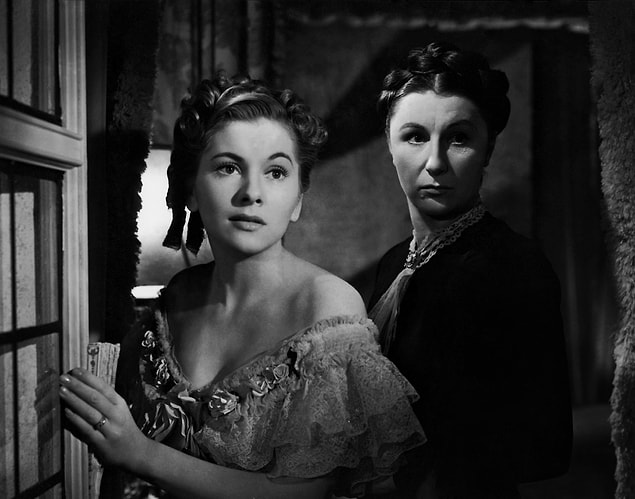 31. Rebecca (1940)