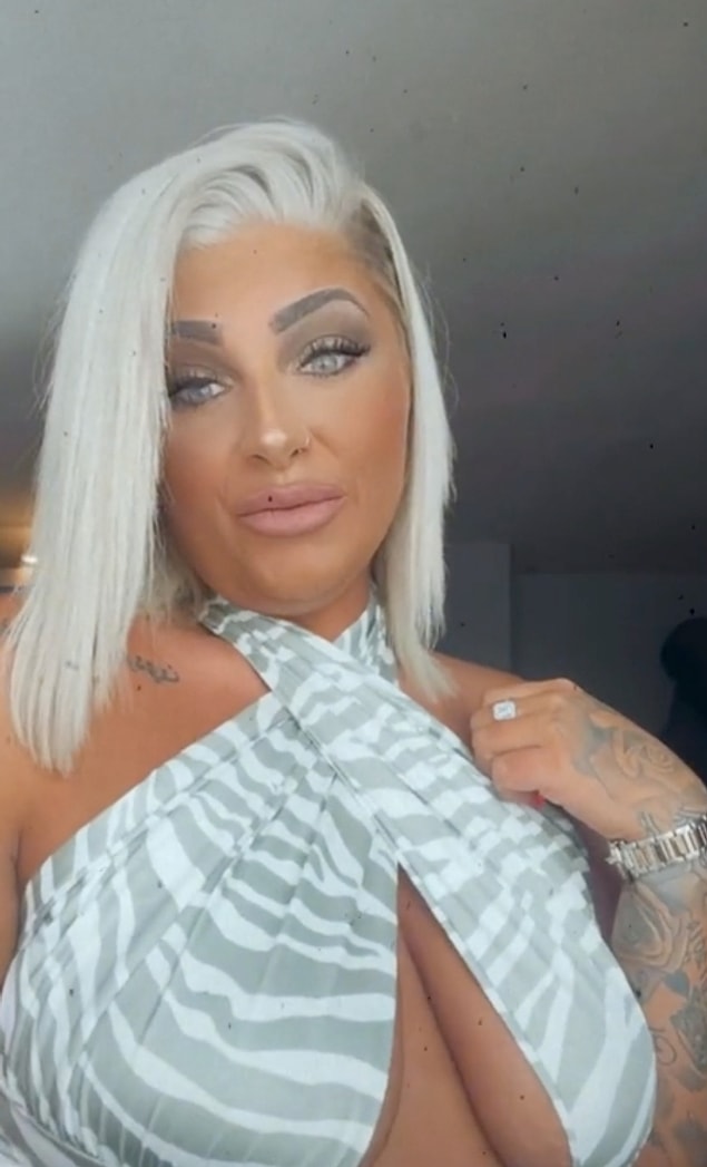 Sizleri TikTok'taki kullanıcı adı ‘jordanb144’ olan Jordan Bloom ile tanıştıralım.