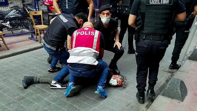 Kılıç, İstanbul'daki Onur Yürüyüşü’nde polislerin orantısız müdahalesine maruz kalmıştı. Müdahale sırasında boynuna bastırılan Kılıç, "Nefes alamıyorum" haykırışıyla gündem olmuştu. 👇
