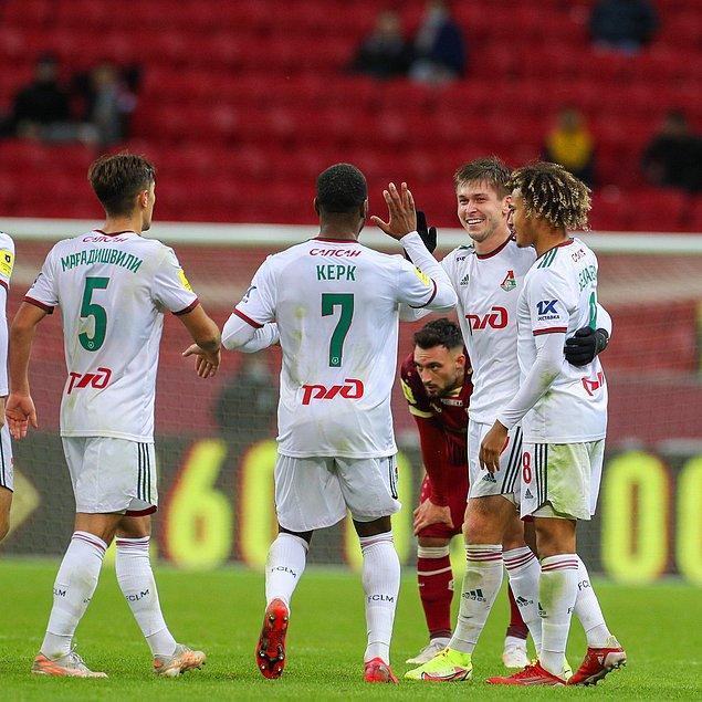 Lokomotiv Moskova ise Olimpik Marsilya ile 1-1 berabere kalıp, Lazio'ya 2-0 yendi ve grubun son sırasında kaldı.