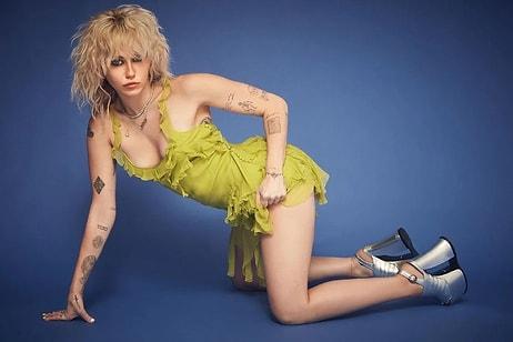 Miley Cyrus Göğüslerini Açtı! Çıplak Pozuyla Sosyal Medyada Olay Oldu!