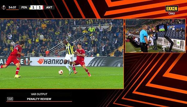 Fenerbahçe, VAR incelemesi sonucunda 35. dakikada penaltı kazandı. Valencia, penaltı vuruşundan yararlanamadı.