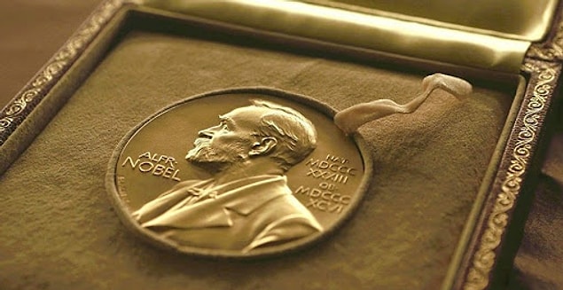 4. Çoğunluğu edebiyat alanında olmak üzere 11 Nobel Ödülü bulunur.