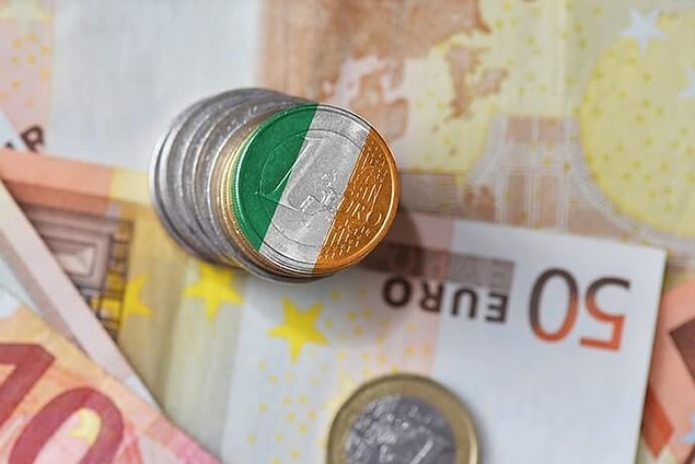 22. Asgari ücret 1650 Euro'dur, diğer mesleklerin ortalama maaşı 2350 Euro'dur.