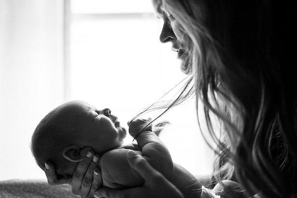 Massachusetts Üniversitesi'nde yapılan araştırma, erkek bebeklerin plasentalarının anne bağışıklığını daha yüksek tuttuğu sonucuna vardı.