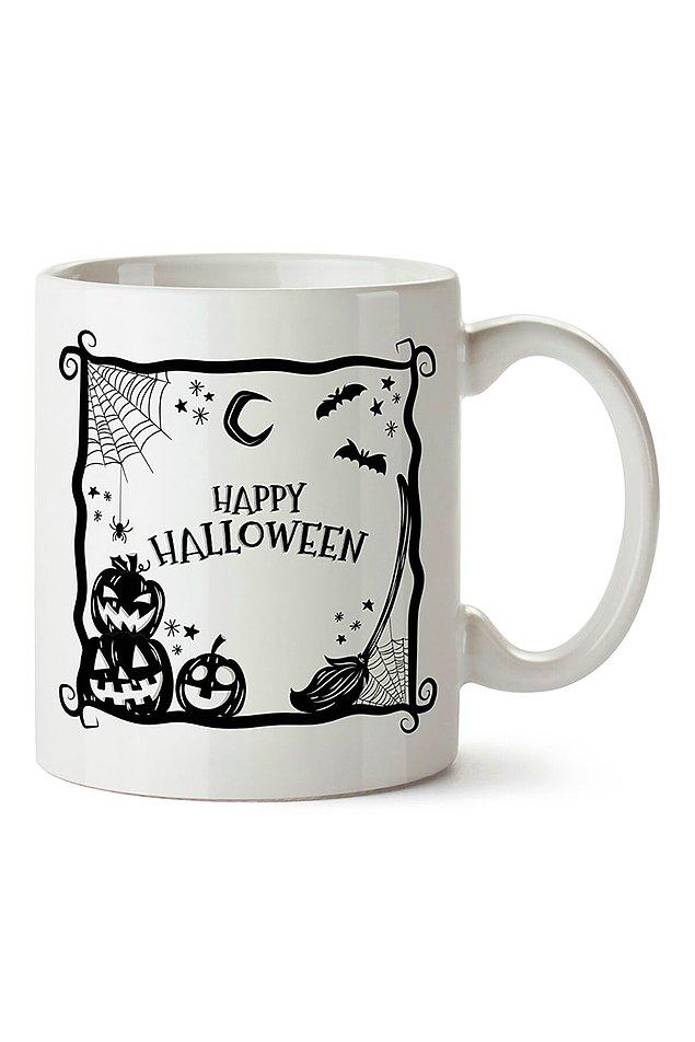 6. Halloween ruhunu kahve içerken bile hissettirecek mükemmel bir öneri.