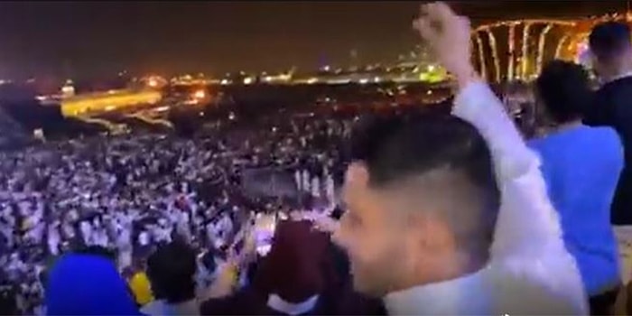 Suudi Arabistan'daki Konserden Alışık Olmadığımız Anlar, Konserlerde Kadın Ve Erkekler Aynı Anda Bulunabiliyor