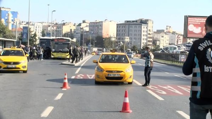 İstanbul'da Yolcu Seçen Taksici: 'Trafiğe Girersek Para Kazanamıyoruz'