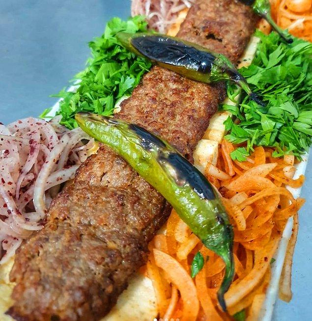 17. Adana kebaba alternatif satır kıymasından kebap; Cik Cik Ali Usta