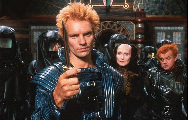 15. 1984'de çekilen Dune filminde Feyd-Rautha karakterini Sting canlandırmıştı fakat filmin 2021 versiyonu bu karakteri içermeyecek.