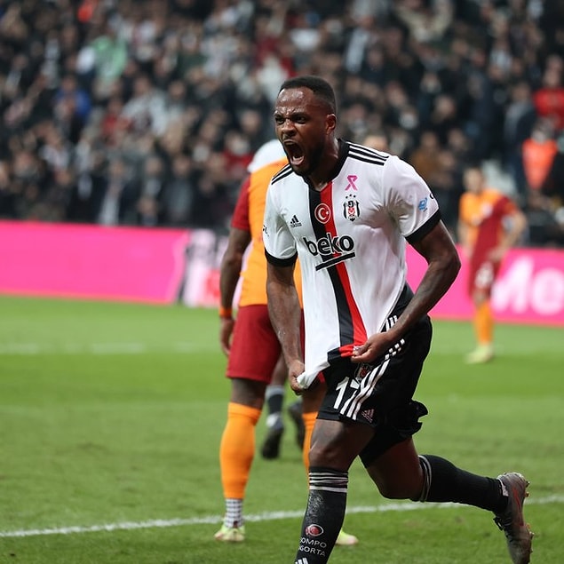 Larin, 40. dakikada maça dengeyi getiren golü kaydetti.