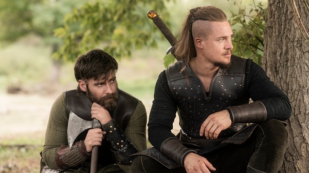 14. The Last Kingdom dizisi filmle devam edecek.