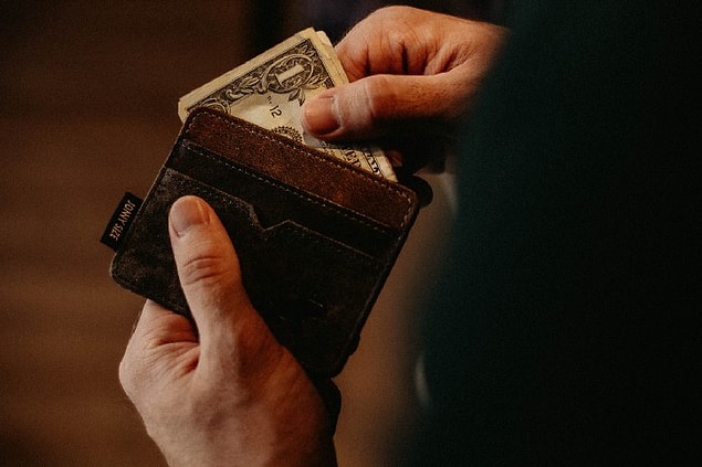 Finansal travma geçirenler/yakınları ne yapmalı?