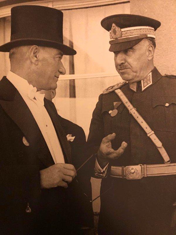 14. Gazi Mustafa Kemal Atatürk'ün katıldığı son Cumhuriyet Bayramı, Ankara, 1937.