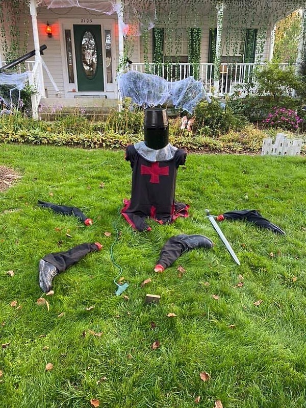 6. Уходи, либо с тобой случится то, что случилось с этим рыцарем