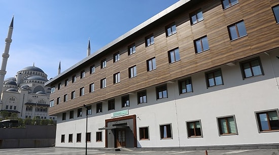 İBB AKP'lilerin Yönettiği Vakfın Yurdu İçin Milyonlar Harcamış