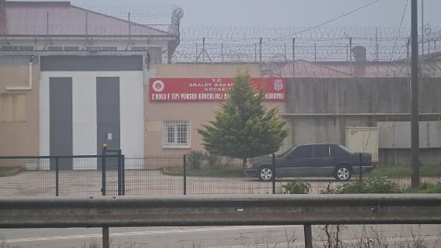 "Güvenlik nedeniyle gece yarısından sonra tahliye oldu"