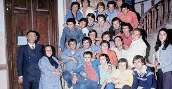 Hababam Sınıfı Sınıfta Kaldı Konusu Nedir? Hababam Sınıfı Sınıfta Kaldı Filmi Oyuncuları Kimlerdir?