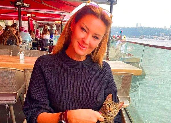 1. Ünlü oyuncu Pınar Altuğ, Instagram hesabında paylaştığı fotoğrafına gelen yorumlara verdiği cevaplarla epey konuşuldu...
