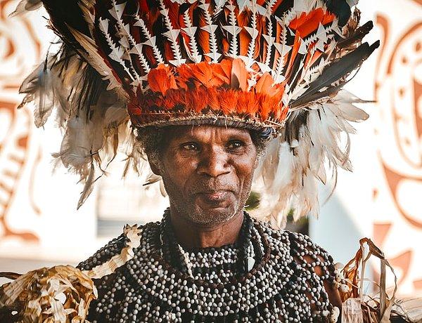 8. Papua Yeni Gine'de 1000'den fazla kültürel grup var.