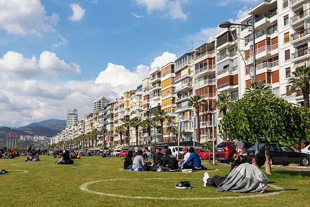 Eğlenceli ve özgür ruhlu: İzmir!