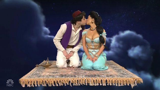 People dergisine göre ikili geçtiğimiz günlerde Kaliforniya'da birlikte epey vakit geçirmişleri, hatta onlara Kourtney ve Travis eşlik etmiş.