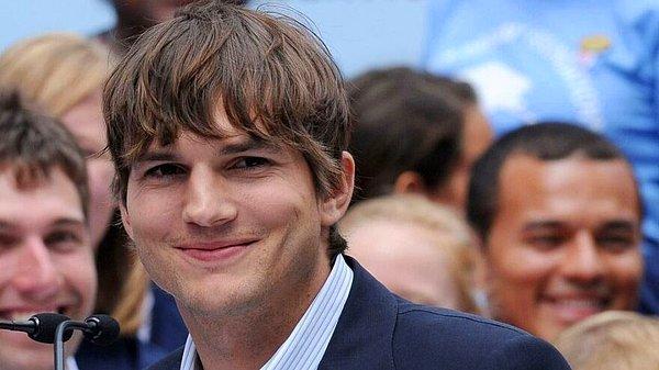 19. Ashton Kutcher, Iowa Üniversitesi'nde biyokimya mühendisliği okuyordu.