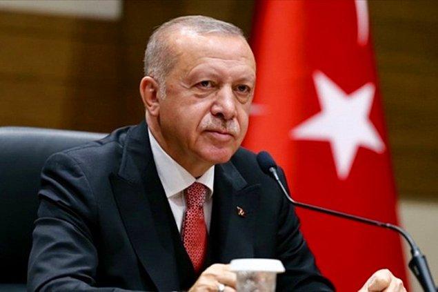 Özellikle de son birkaç aydır ülke gündeminde Cumhurbaşkanı Recep Tayyip Erdoğan’ın yürümekte zorlandığı iddia edilen görüntüleri konuşuluyor.