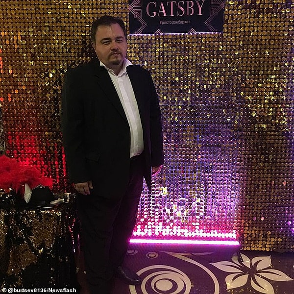 Бурцев, известный как русский двойник Ди Каприо, позирует на тематическом мероприятии Великого Гэтсби