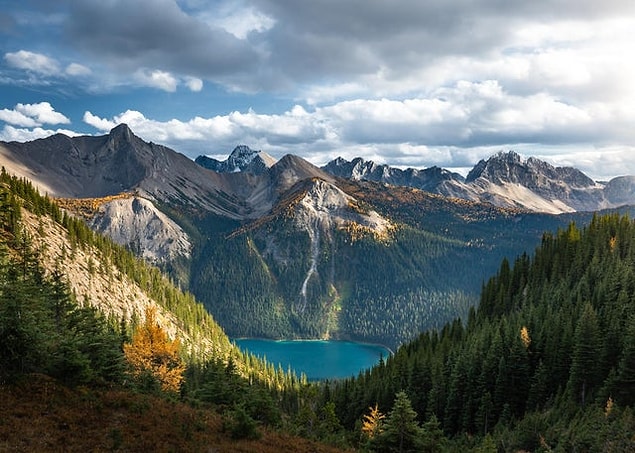 9. Banff Ulusal Parkı - Kanada: