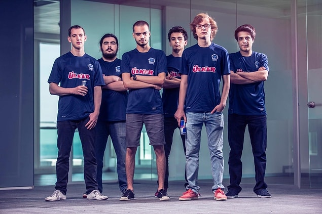 MSI 2016'da temsilcimiz SuperMassive'in finalist CLG'yi devirdiği maç.