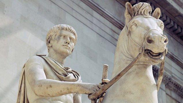 Gaius Julius Caesar Augustus Germanicu, yani bilinen adıyla Caligula.