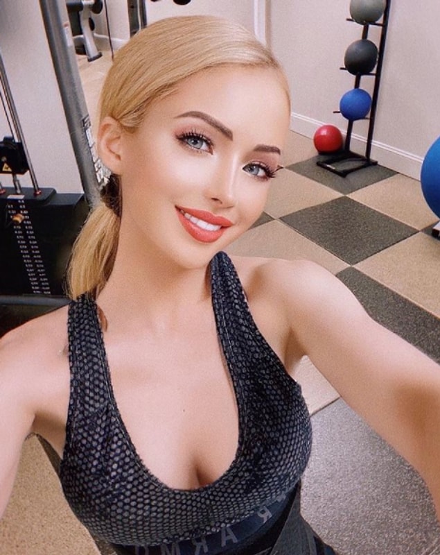 Yıllar içinde imajını epey bir değiştiren Valeria şu sıralar modellik kariyerine Instagram üzerinden aktif olarak çalışırken arada sırada DJ'lik yapıyor.