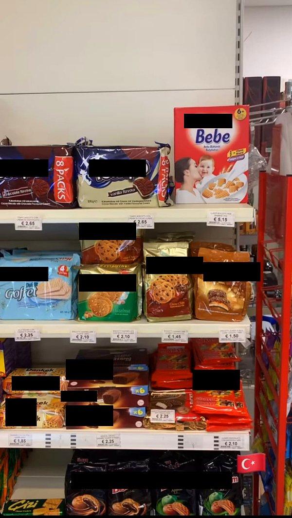 Bu görseldeki bebek bisküvisi 5.15 Euro ve raftaki en pahalı ürün bu. Diğer atıştırmalıkların fiyatları da genellikle 1.45 ile 2.65 Euro arasında.