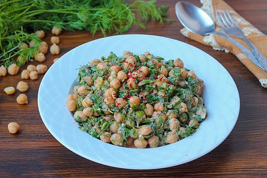 Tahinli Nohut Salatası Nasıl Yapılır? İşte Tahinli Nohut Salatası Tarifi...