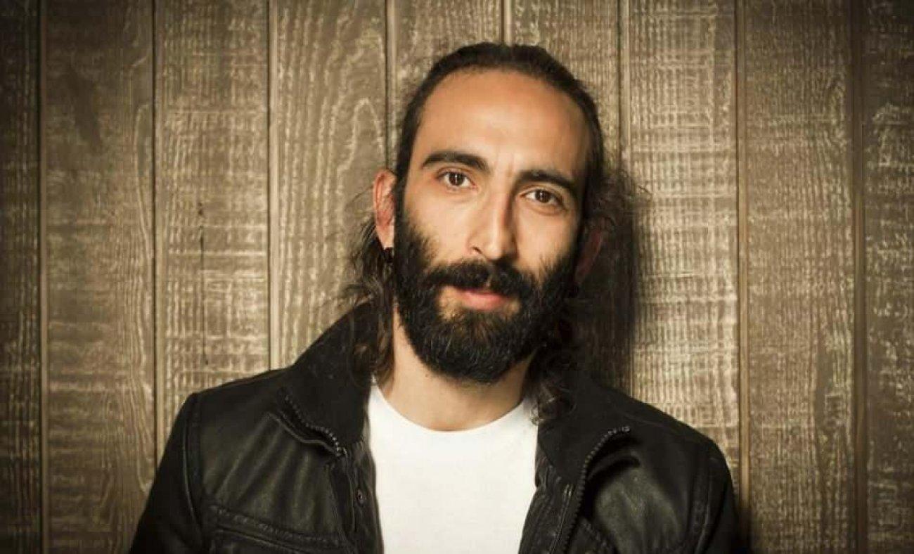 фырат таньш. фират таниш aziz. фират таниш. фырат таныш турецкий актёр. фират таныш фото.